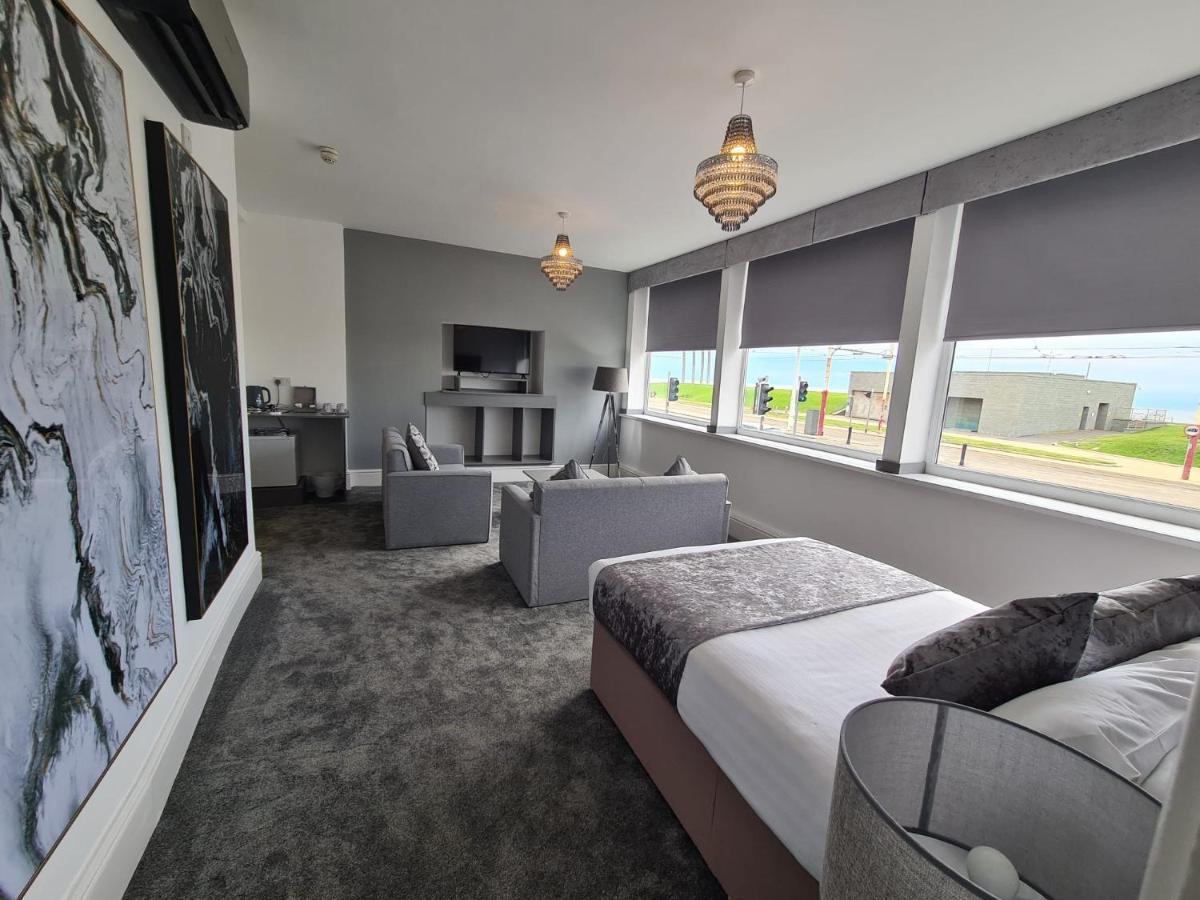 Royal Seabank Hotel Blackpool Exterior photo